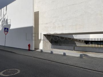 Direito de Superfície de Centro Comunitário e Igreja · Sé, Portalegre