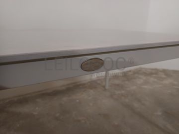 Mesa auxiliar Apolo Cristal branca 