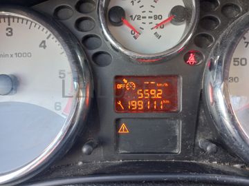 Peugeot 207 · Ano 2011 