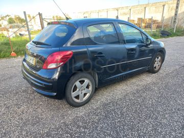 Peugeot 207 · Ano 2011 