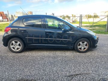 Peugeot 207 · Ano 2011 