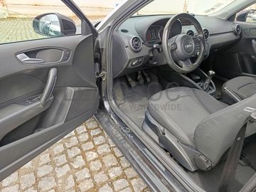 Audi A1 · Ano 2011
