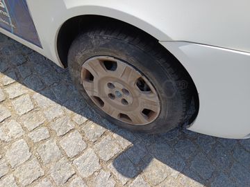 Fiat Punto 1.3 JTDI · Ano 2004