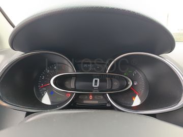 Renault Clio · Ano 2017 