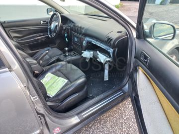 Volkswagen Passat · Ano 2001  