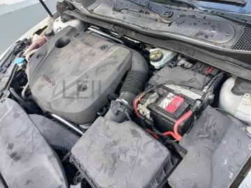 Volvo V40 · Ano 2016