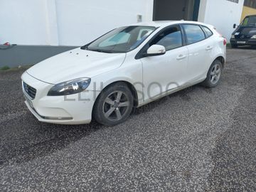 Volvo V40 · Ano 2016