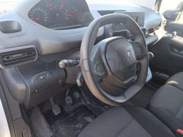 Peugeot Partner 1.5 BlueHDi · Ano 2020