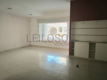 Loja · Amadora