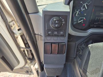 Renault Trucks · Ano 2014