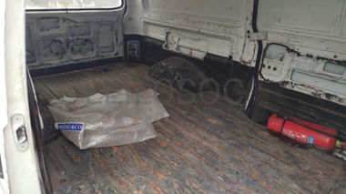 Mini bus Mitsubishi L200