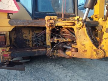 Retro-escavadeira  Caterpillar 432E