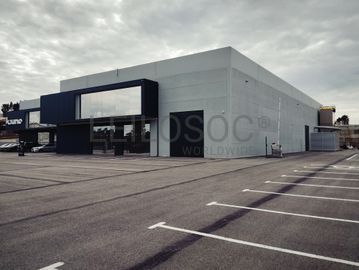Armazém Industrial · Ponte de Rol, Torres Vedras 