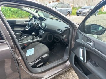 Peugeot 308 · Ano 2014