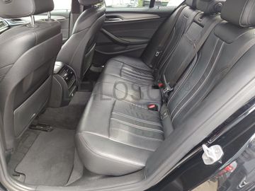 BMW 530E iPerformance Pack M · Ano 2018