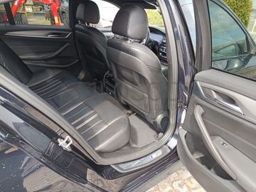BMW 530E iPerformance Pack M · Ano 2018