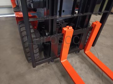 Empilhador Toyota de 2000Kg