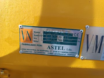 Dumper VN · 4x4 · Basculante · Ano 2008