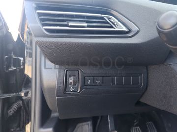 Peugeot 308 · Ano 2015  