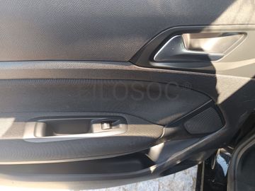 Peugeot 308 · Ano 2015  