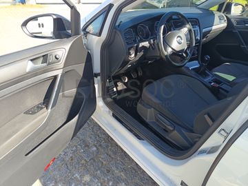 Volkswagen Golf · Ano 2016