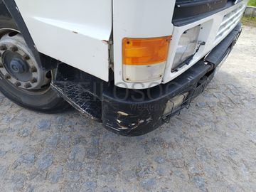 Volvo FL7 · Ano 1991 · Grua Hiab