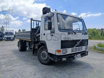 Volvo FL7 · Ano 1991 · Grua Hiab