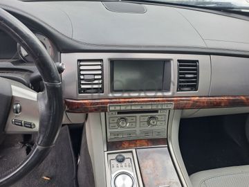 Jaguar XF · Ano 2008