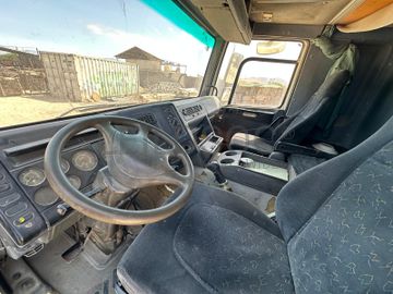 Camião Trator DAF FT85CF 430/350