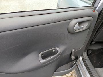 Opel Corsa · Ano 2003 