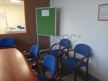 Equipamentos e Mobiliário de Escritório