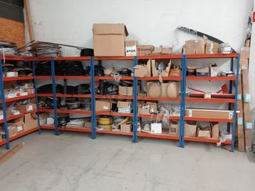 Estantes · Stock