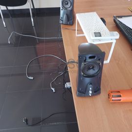 Equipamentos Industriais e de Escritório