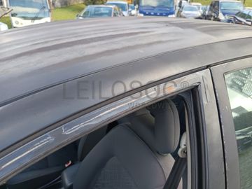 Toyota Avensis 2.0D · Ano 2002