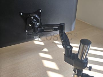 Monitor AOC