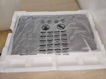 Monitor AOC