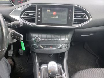 Peugeot 308 · Ano 2014