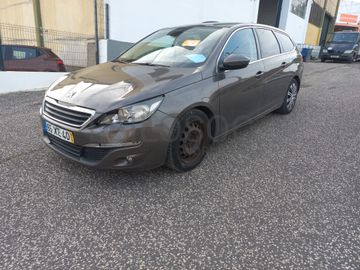 Peugeot 308 · Ano 2014