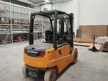 Equipamentos para Fabrico de Mobiliário e Artigos de Decoração