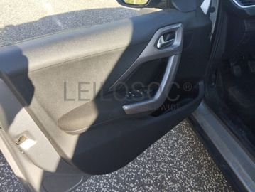 Peugeot 2008 · Ano 2014
