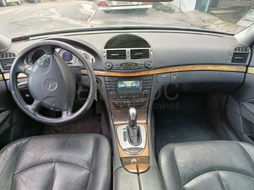 Mercedes-Benz E 320 CDi · Ano 2003