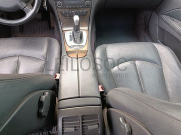Mercedes-Benz E 320 CDi · Ano 2003