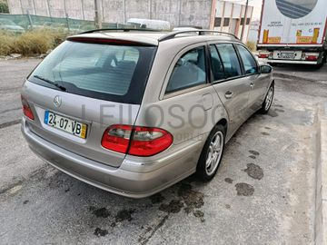 Mercedes-Benz E 320 CDi · Ano 2003