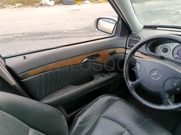 Mercedes-Benz E 320 CDi · Ano 2003