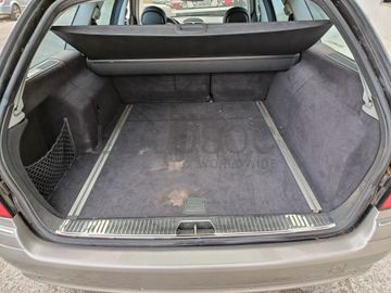 Mercedes-Benz E 320 CDi · Ano 2003