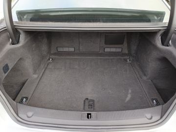 Audi A8 · Ano 2010