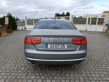Audi A8 · Ano 2010