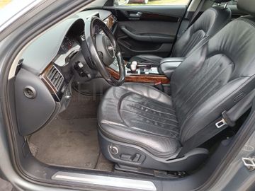 Audi A8 · Ano 2010