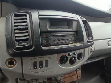 Renault Trafic · Ano 2007