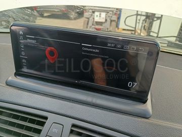 BMW 118d · Ano 2010   